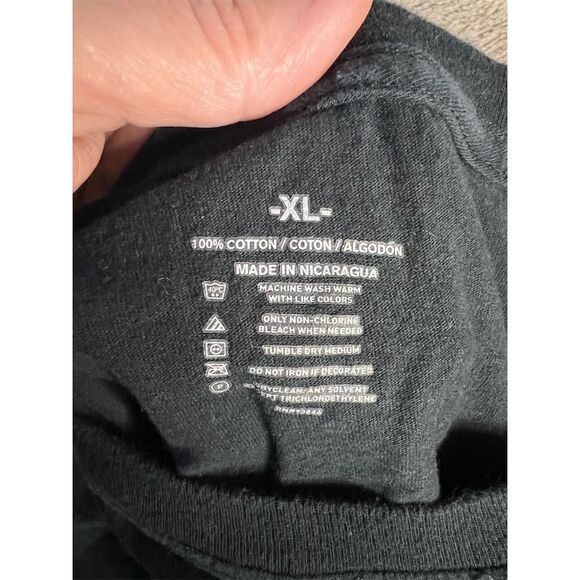 Bob Seger Runaway Train Tour 2017 Men's XL Black Graphic T-Shirt - Picture 5 of 9